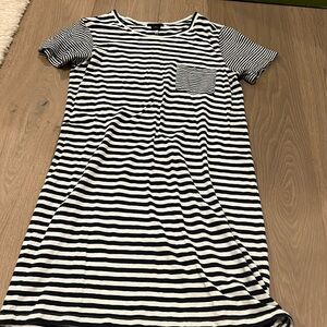 J. Crew Short Sleeve Tee Shirt Navy & White Striped 100% Cotton Dress Size S